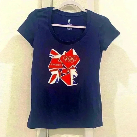 london olympics Tops - 2012 London Olympics women navy t shirt Sz M - EUC